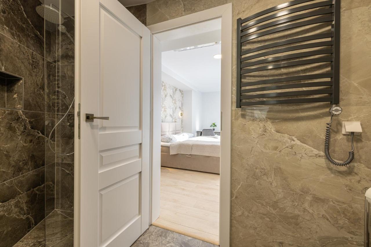 Dharma Stay Apartamentai Su Terasa Ir Vaizdu I Miesta Telsiai Exterior photo