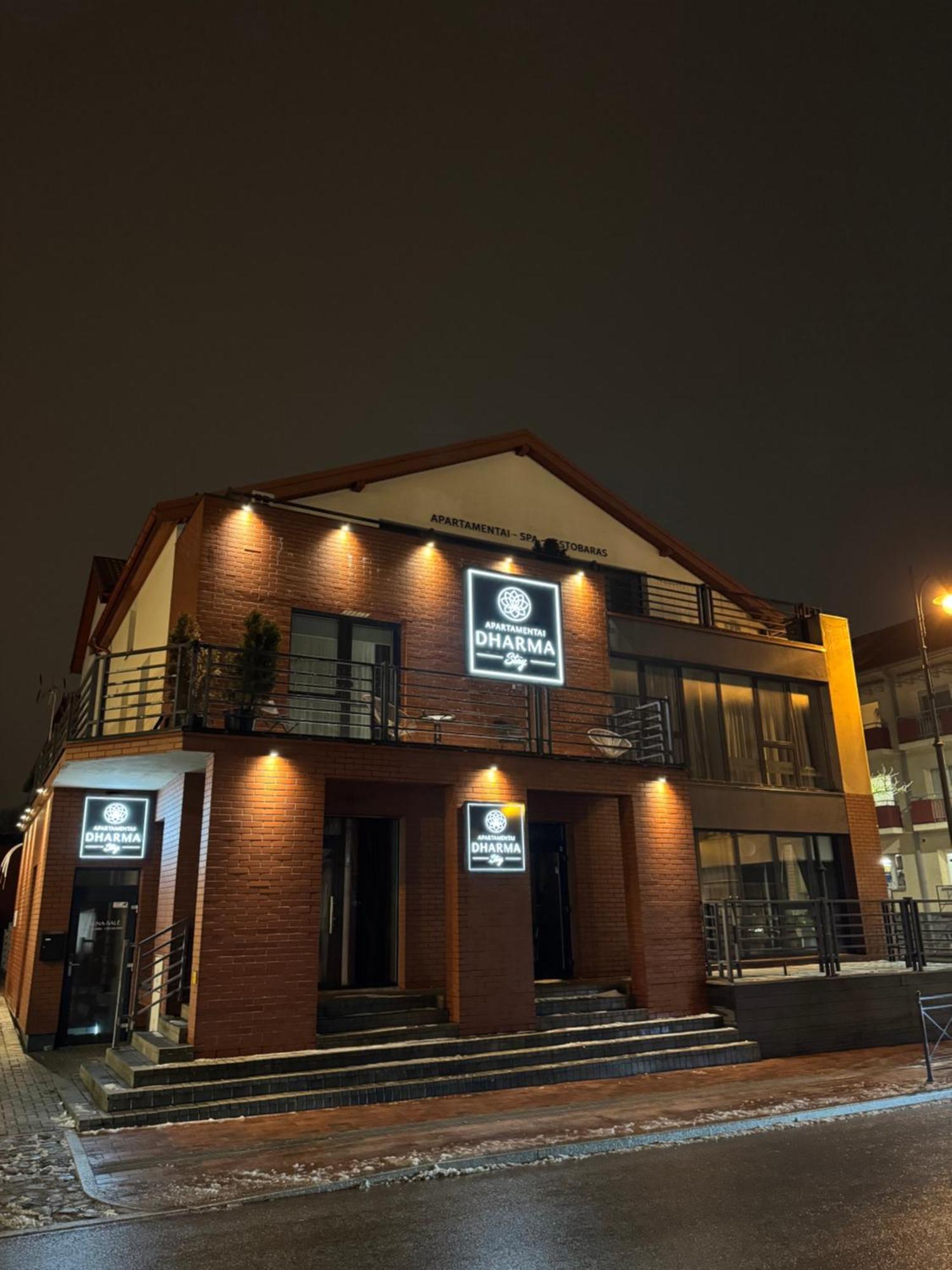 Dharma Stay Apartamentai Su Terasa Ir Vaizdu I Miesta Telsiai Exterior photo