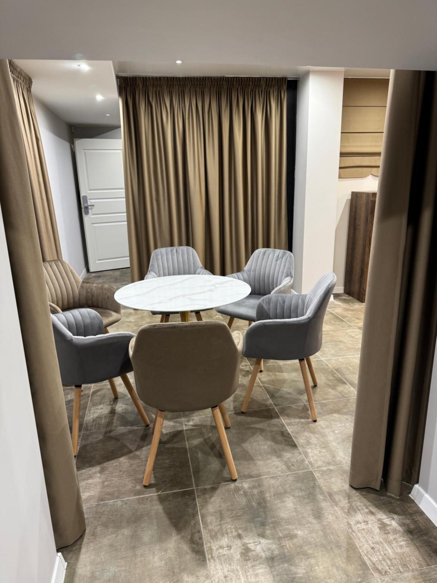Dharma Stay Apartamentai Su Terasa Ir Vaizdu I Miesta Telsiai Exterior photo